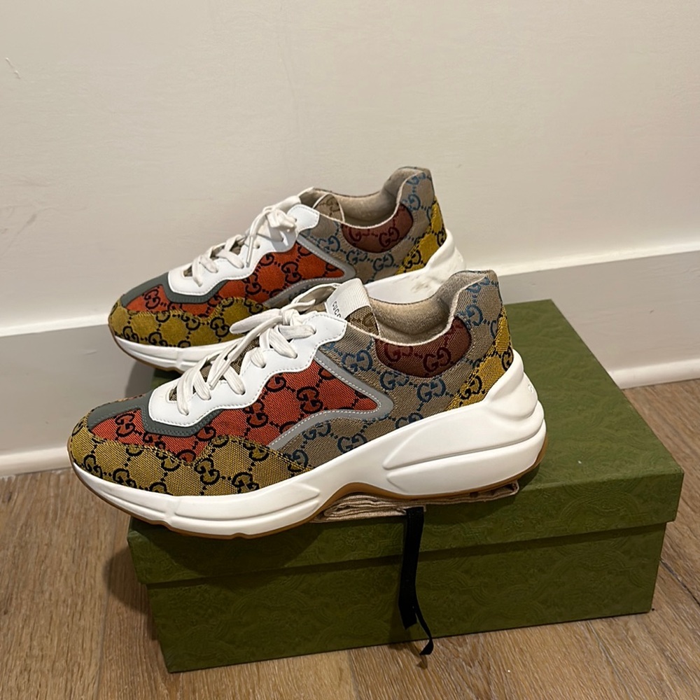 Gucci men Multicolor Sneakers - Picture 2 of 4